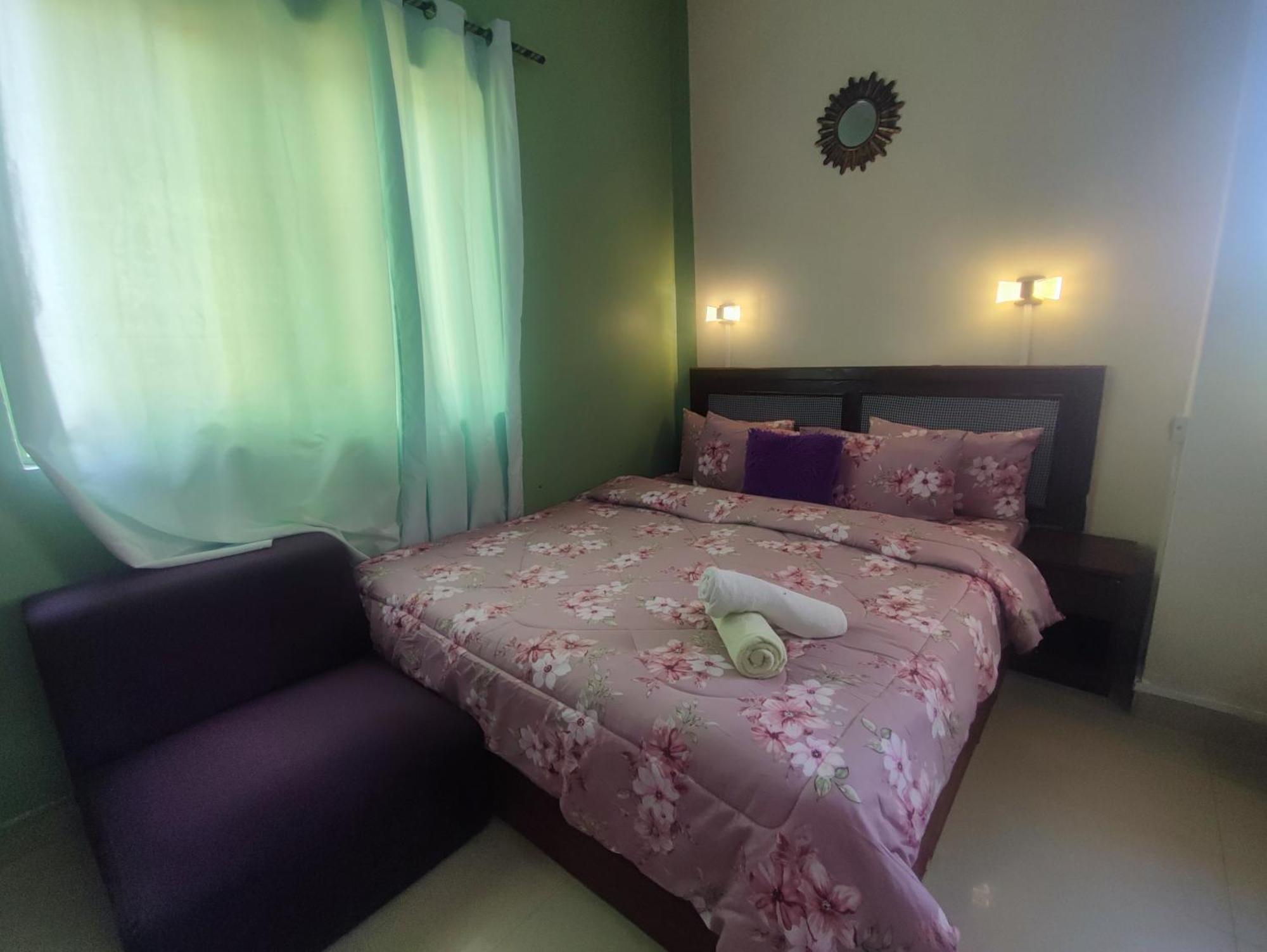 Отель Ellisa Hospitality And Spa Аккра Экстерьер фото